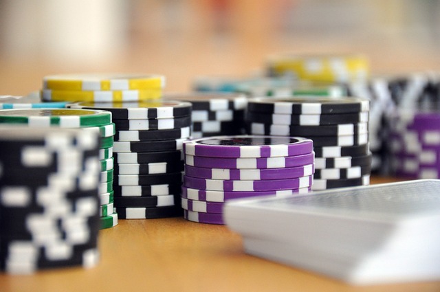 Socializing in VR Casinos